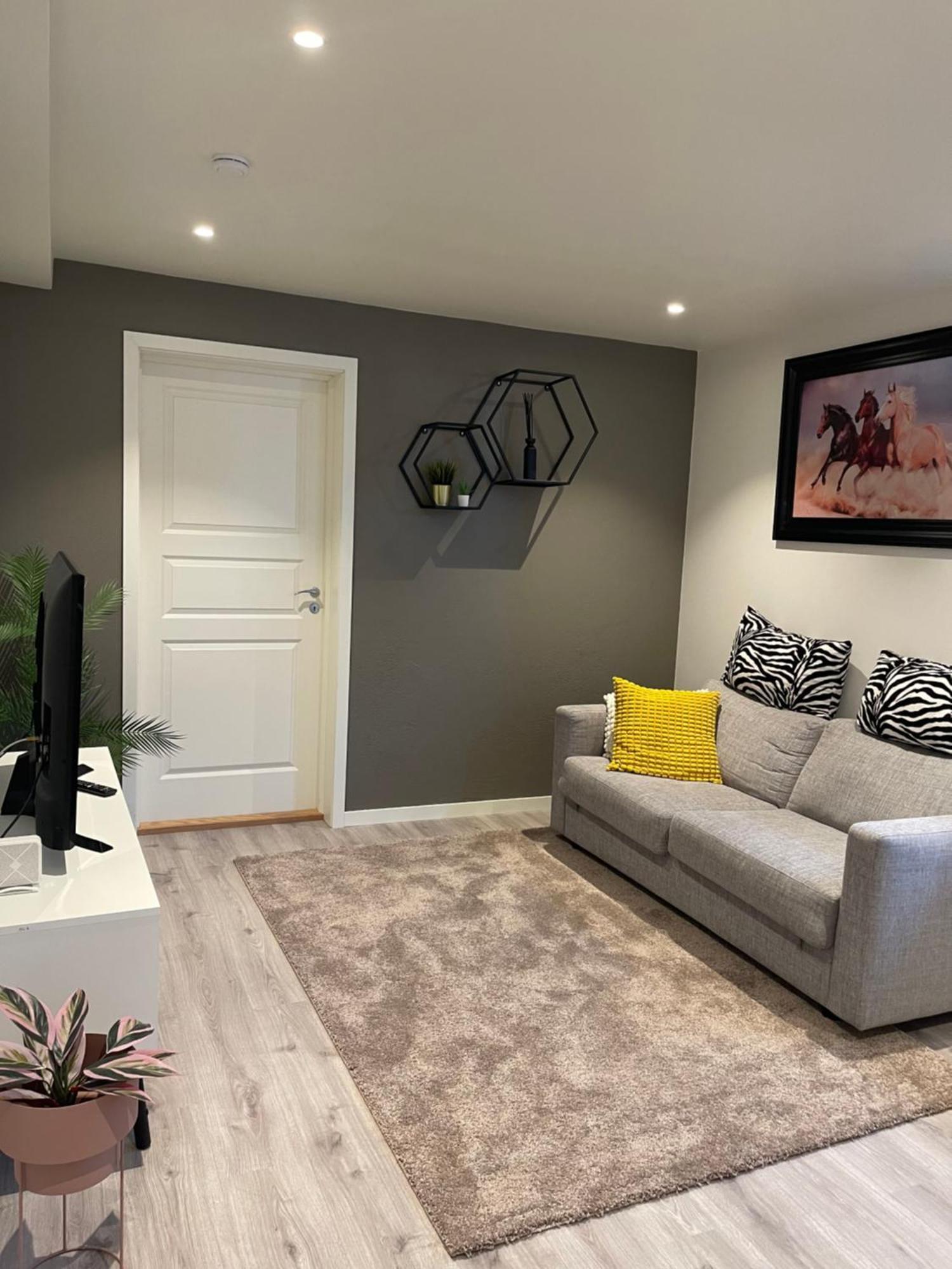 Home For Your Trip 10 Minutes From Oslo Airport With Free Parking Klofta Exteriér fotografie